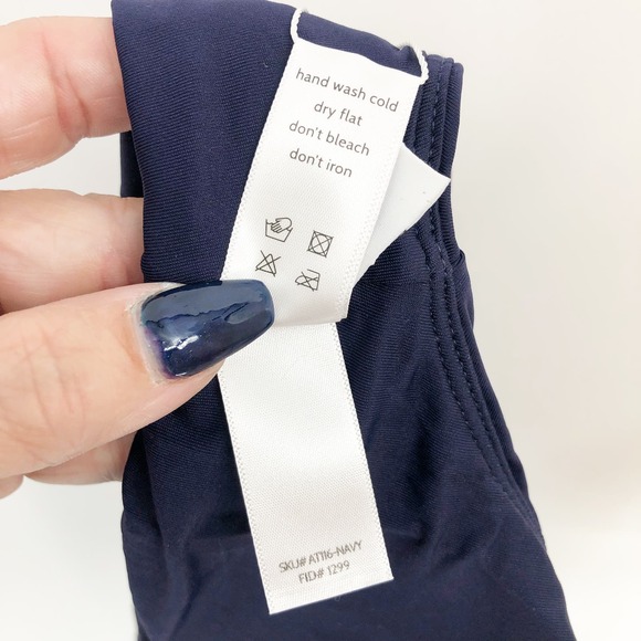 FINAL SALE: ANDIE SWIM Women's The Ventura Swim Top Medium Navy NWT - Picture 11 of 12